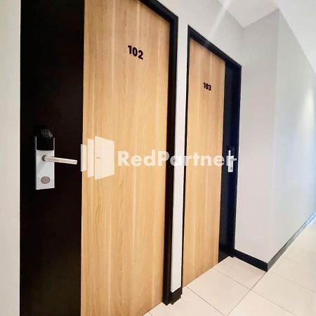Pandawa Guest House At Ngaliyan Square Mitra Reddoorz Semarang Buitenkant foto